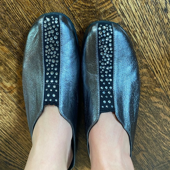 J. Renee good lightly used like new condition shoe - Picture 5 of 5